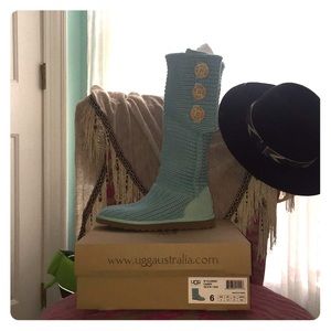 Baby blue Classic Cardy UGG boots❤️💥
